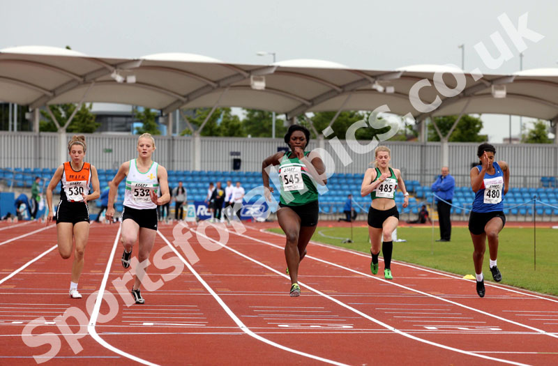 545 Shaunna Thompson (Sale Harriers) beats 532 Laura Robson (Wakefield), under-20 womens 100 metres, Northern Championships, Sport City, Manchester